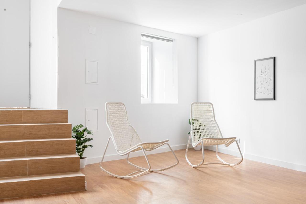 ALTIDO Stylish 2-level flats near Ajuda Palace Lisboa Extérieur photo